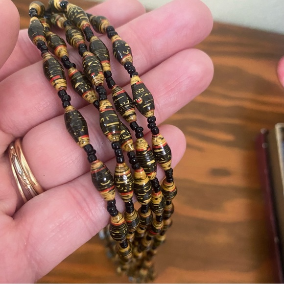 African paper necklace - Picture 2 of 4